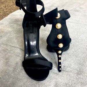 Black Pearly Heels